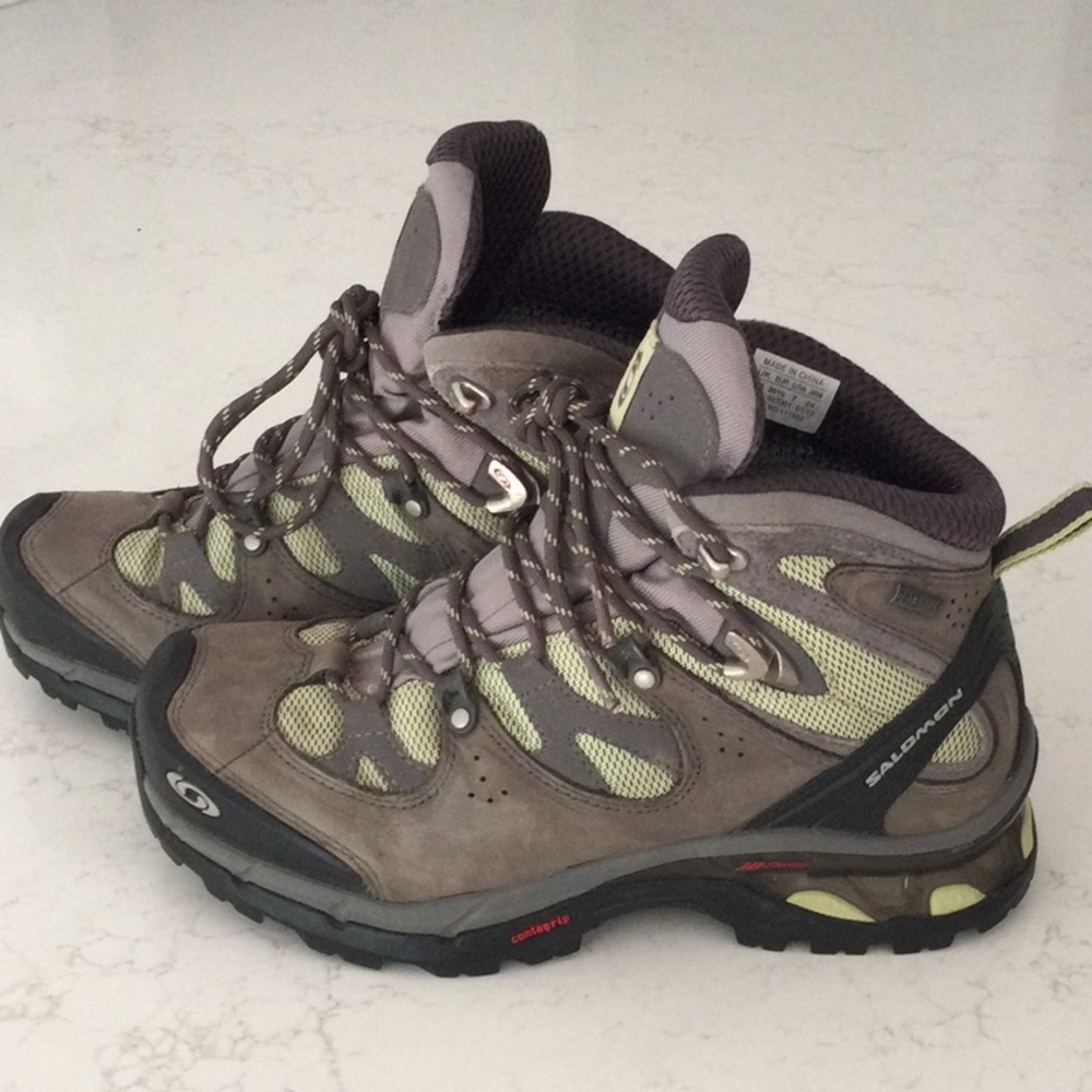 Salomon GTX 3D Hiking Boots Women’s Size 7